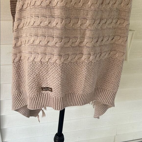 Matilda Jane Cozy Knit Vest Medium   D - Picture 8 of 9